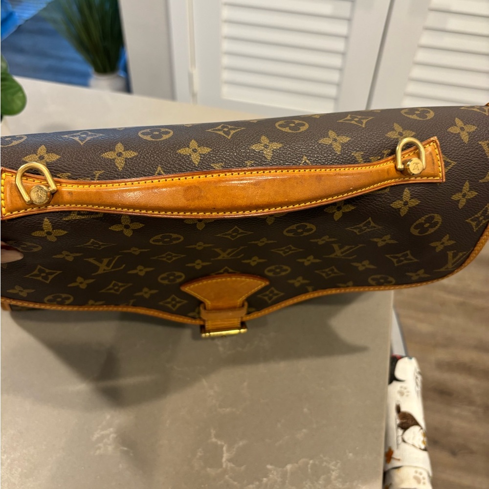 LV Monogram Beverly Business Bag or Briefcase - Picture 7 of 16